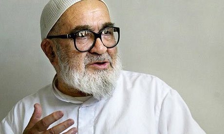 Grand-Ayatollah-Hossein-A-001